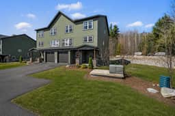 Summit Ridge | Brand New! | Pools | Loon | Lincoln