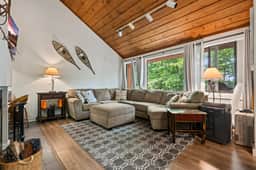 Village Lodge | Ski & Swim | Hot Tub | Sleeps 9 - Image 2