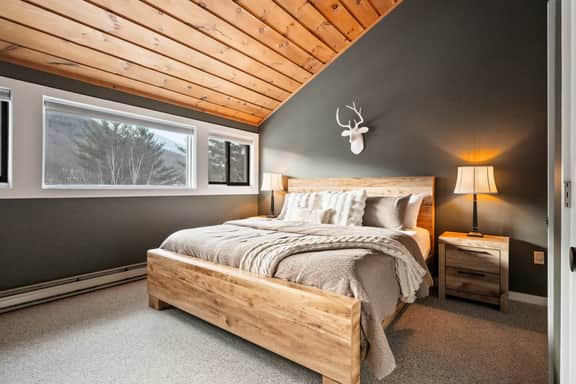 Summit 71 | Pools, Shuttle, Near Loon & Downtown