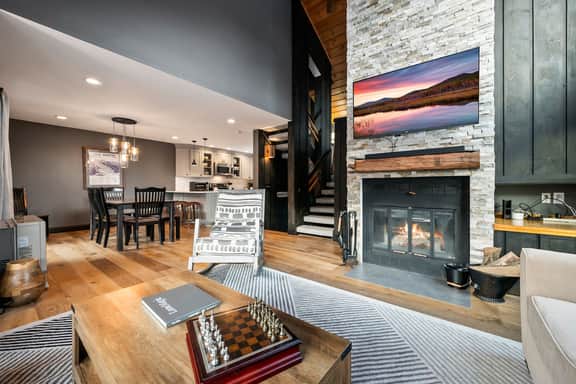 Summit 71 | Pools, Shuttle, Near Loon & Downtown