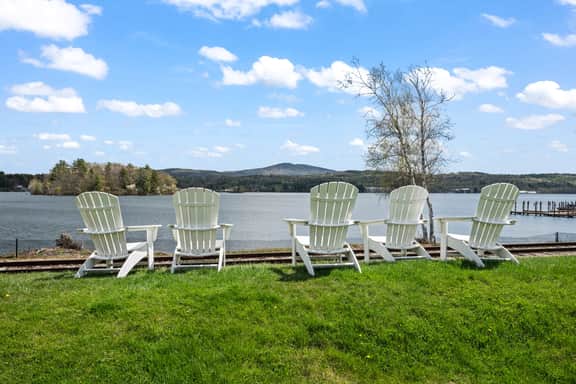 Loon Haven | Lake Access | Sleeps 12 - Image 2