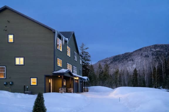 Alpine Escape | Pvt Hot Tub, Pools, Ideal Location - Image 1
